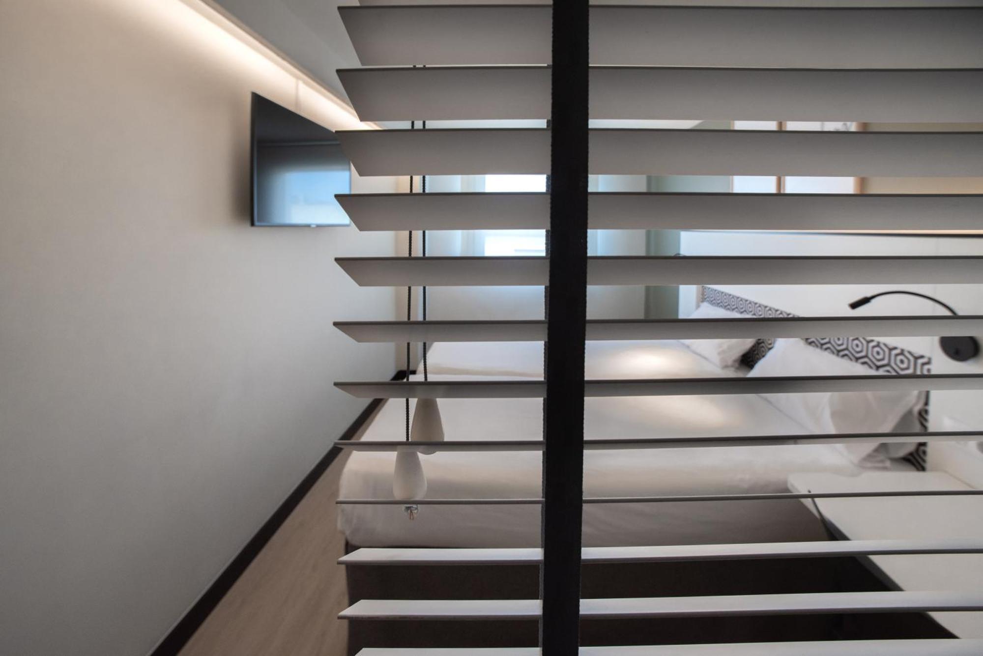 Hotel Bed4U Pamplona Cordovilla Exterior foto